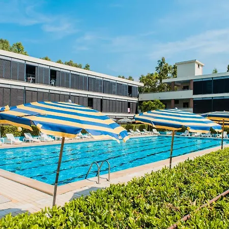 Aparthotel Magnolia *